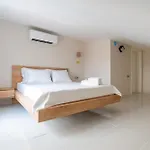 Soul House Aparthotel