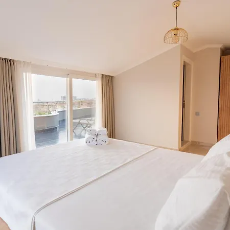 Soul House Aparthotel 4*